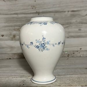Nortake 5” vase